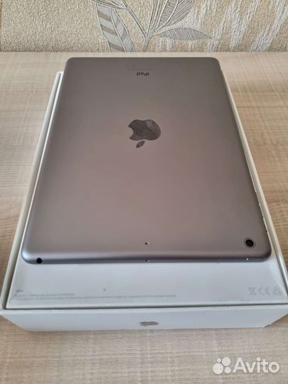 iPad Air 16GB Wi-Fi Space Gray