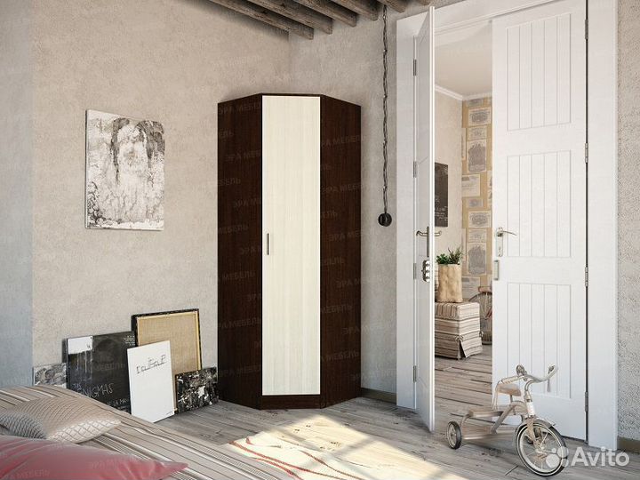 Шкаф угловой Трио новый