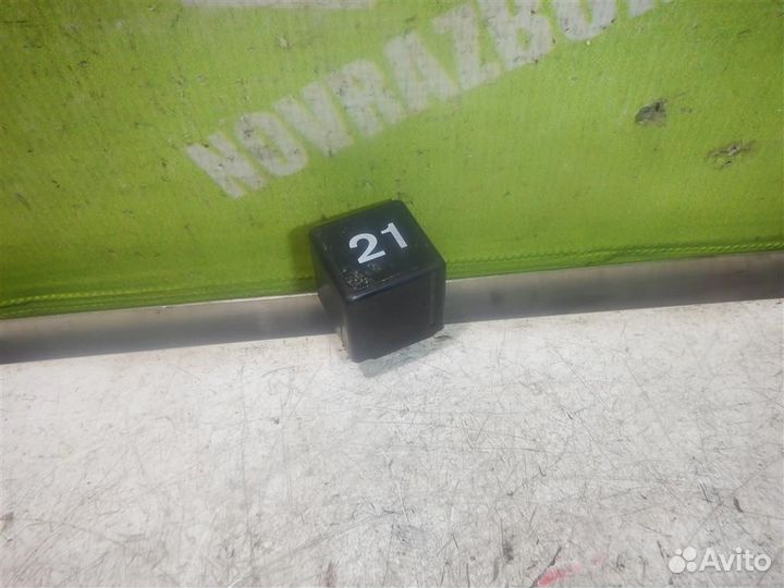 Реле поворотов Ауди 80 90 Б4