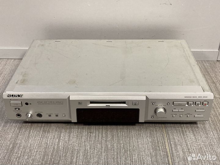 MiniDisc дека Sony MDS-JE640