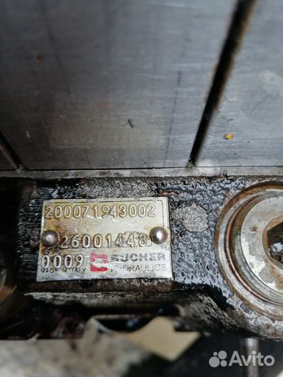 Распределитель bucher 200071943002 Weidemann T5625