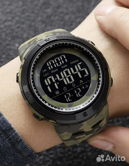 Часы наручные водонепроницаемые и ударопрочные