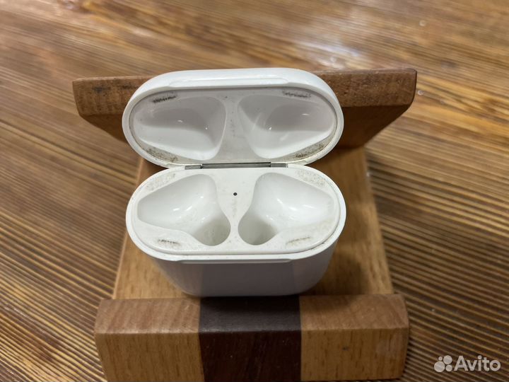 Кейс Apple AirPods 2