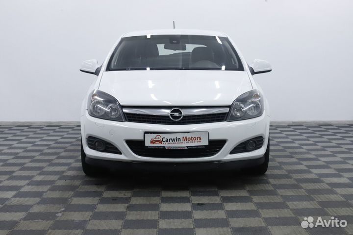 Opel Astra GTC, 2010