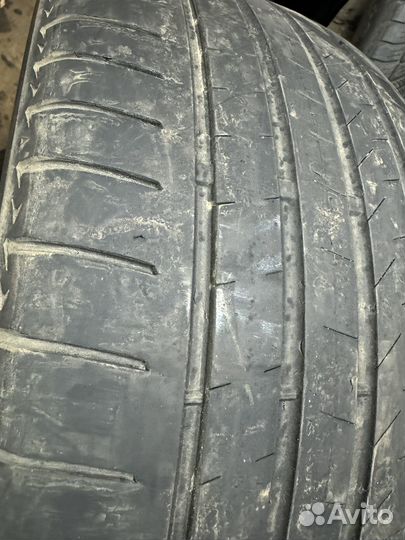 Bridgestone Alenza 001 285/40 R21