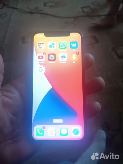 iPhone X, 64 ГБ