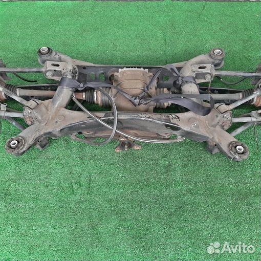 Балка toyota crown majesta URS206 1UR-FE