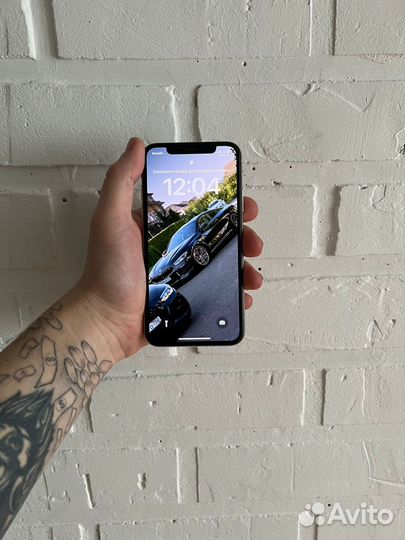 iPhone Xs, 64 ГБ