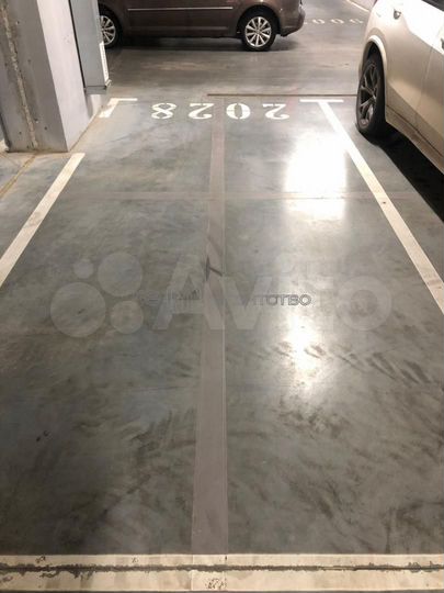 Машиноместо