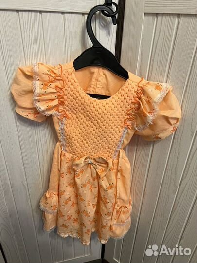 Платье нарядное для девочки 3-4 года