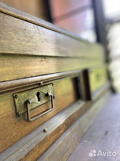 Антикварная мебель.Горка дубовая