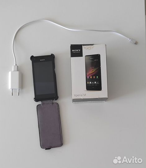 Sony Xperia M, 4 ГБ