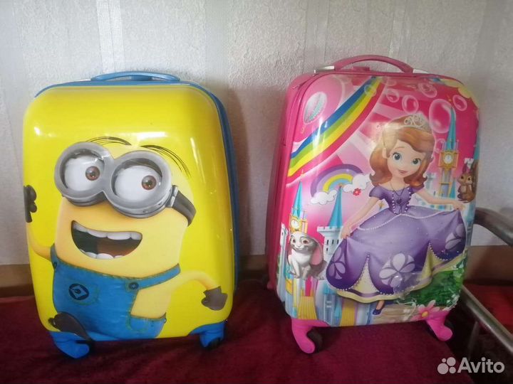 Детский чемодан на колесиках, портфель школьный