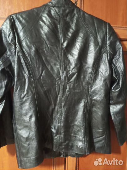 Пиджаки женские кожаные чёрный и серый размер 50