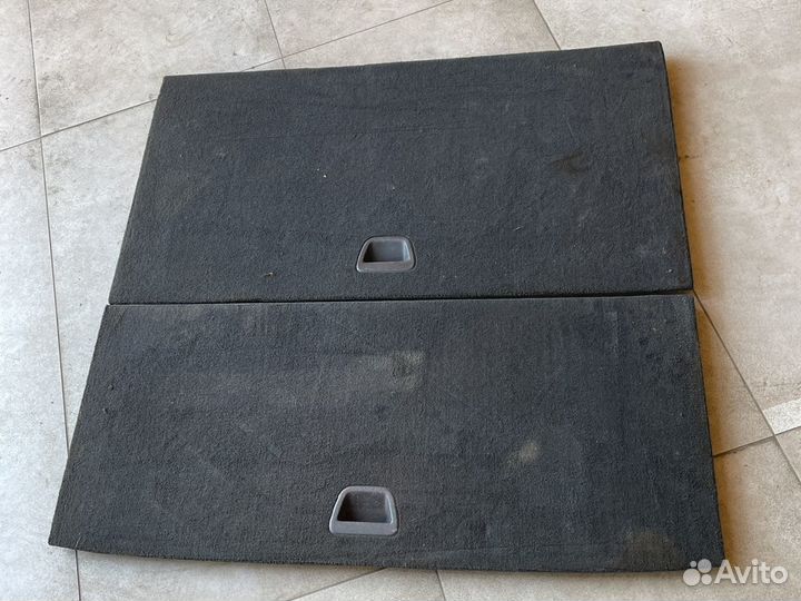 Полка багажника на Volvo XC70