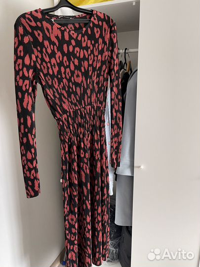 Платье Zara
