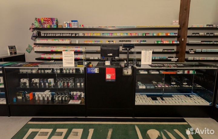 Табачный магазин с постоянными клиентами
