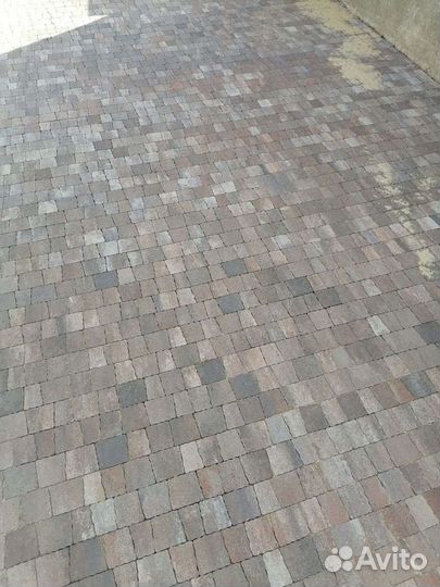 Укладка брусчатка и тротуарная плитка бордюр