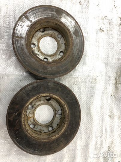 Диски тормозные задние Passat B5