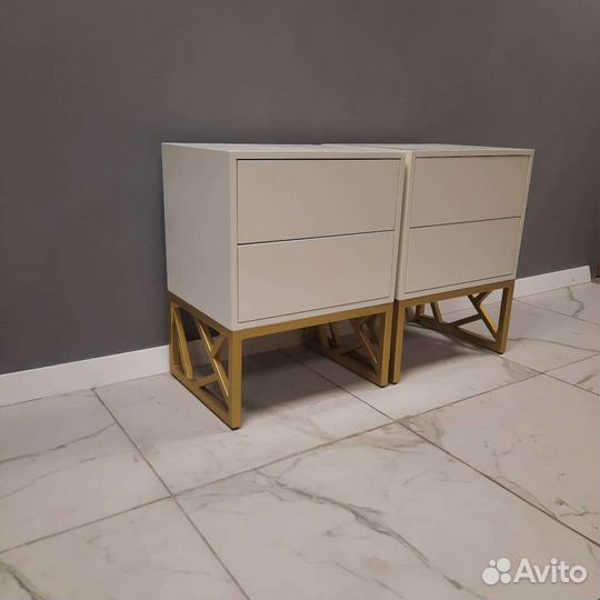 Тумба прикроватная