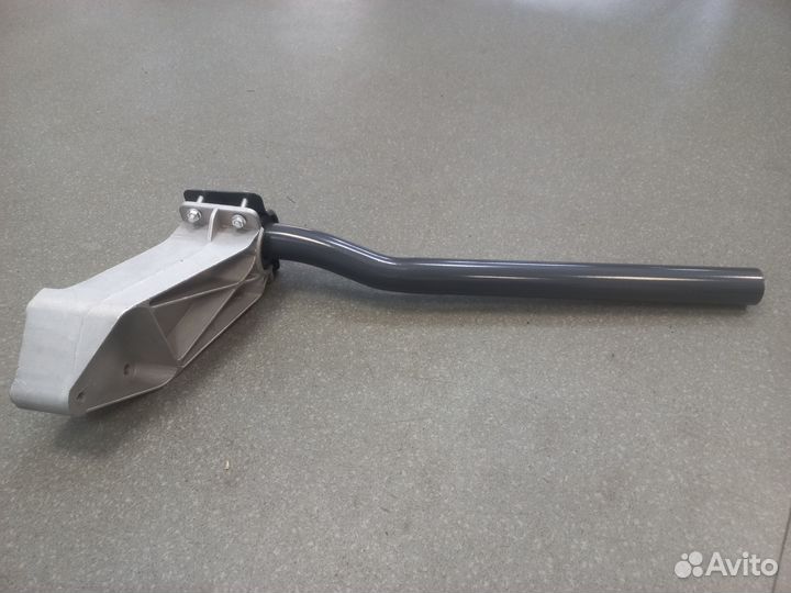 Кронштейн крыла даф XF