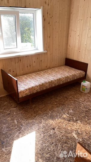 Кровать на дачу