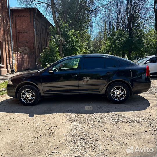 Skoda Octavia 1.6 МТ, 2008, 249 000 км