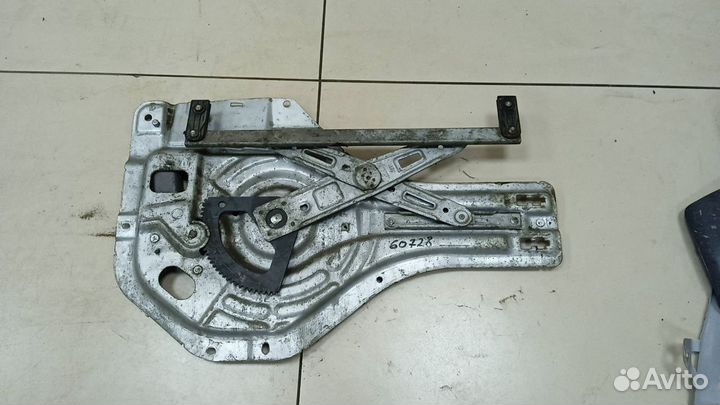 Стеклоподъемник электрический задний левый