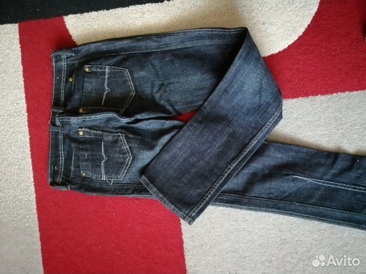 Джинсы