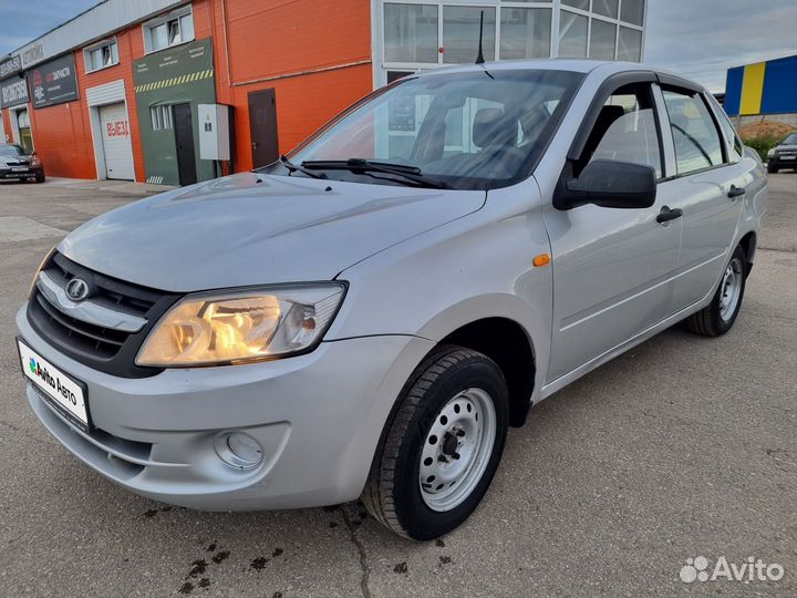 LADA Granta 1.6 МТ, 2012, 107 800 км