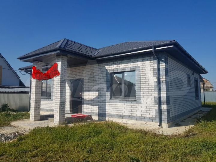 Коттедж 97,6 м² на участке 7,5 сот.