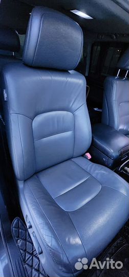 Передние сиденья LC200