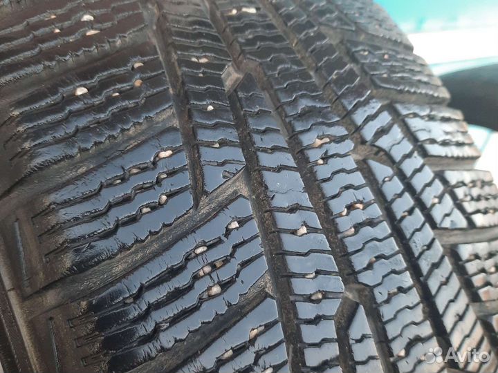 Nokian Tyres Hakkapeliitta R 205/55 R16 94R