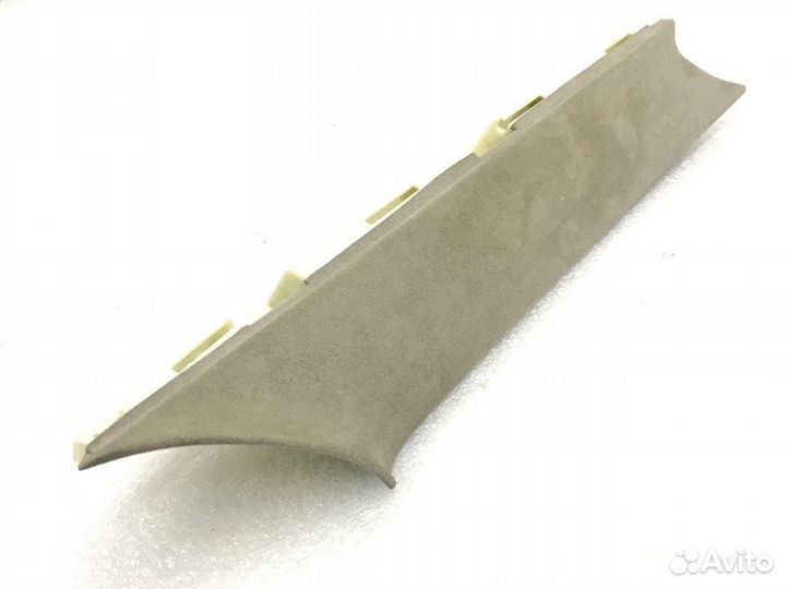 Обшивка стойки задняя правая Audi A8 D3 BVJ 2008