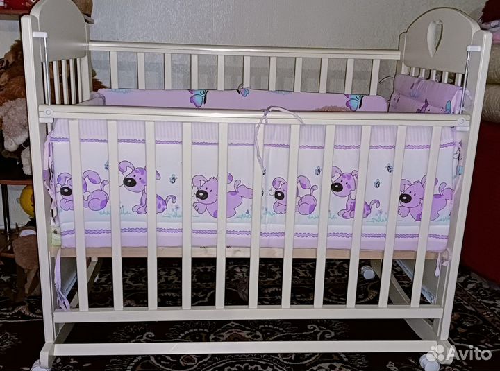 Детская кроватка
