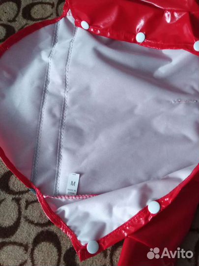 Дождевик для маленькой собаки