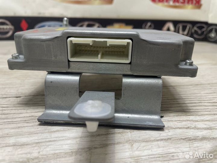 Блок управления полным приводом Nissan Juke NF15