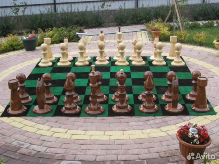 Напольные шахматы