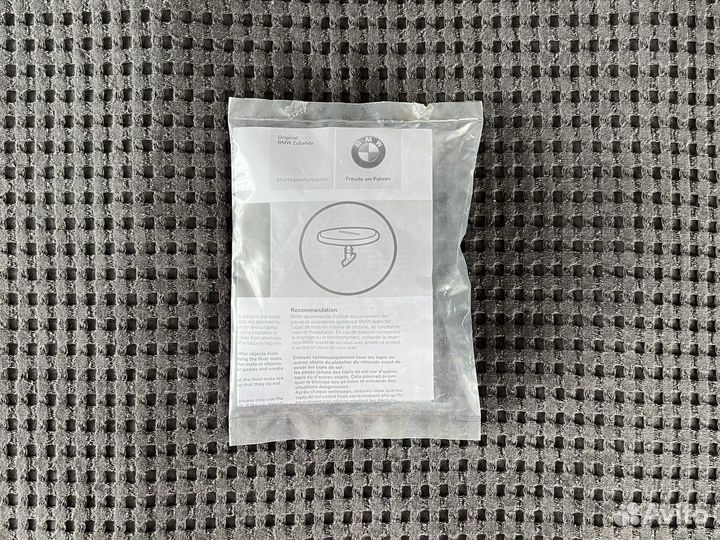 Липучки для ковриков BMW