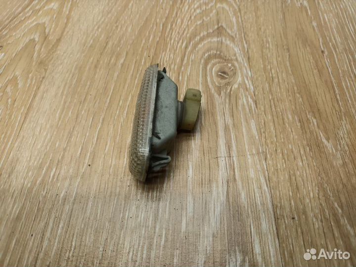 Повторитель поворота в крыло Mercedes Ml W163 4.3