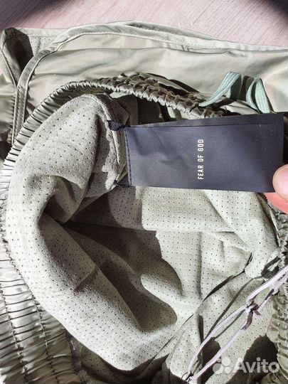 Шорты Fear Of God FOG Essentials зеленые M