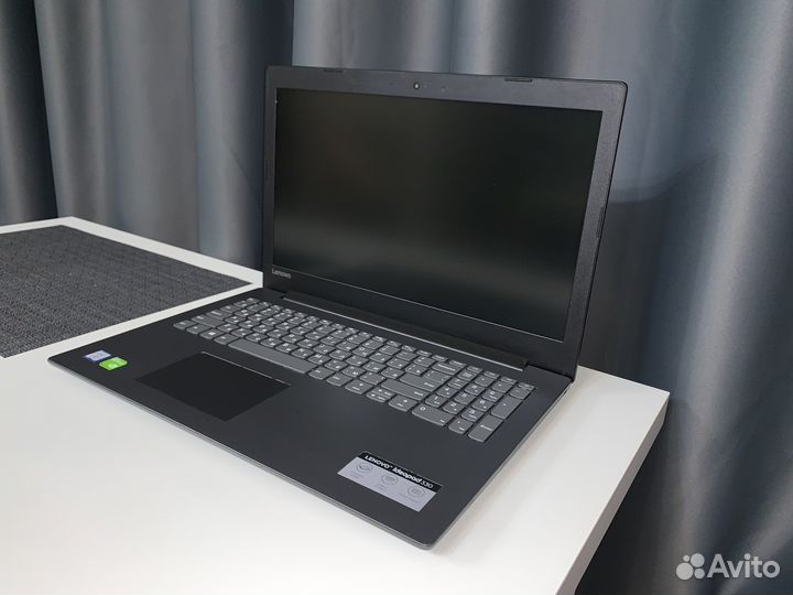 Lenovo i5-7200u, 8gb, mx110 2gb, ssd+hdd