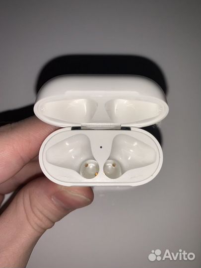 Оригинальные AirPods 1 (без беспроводной зарядки)