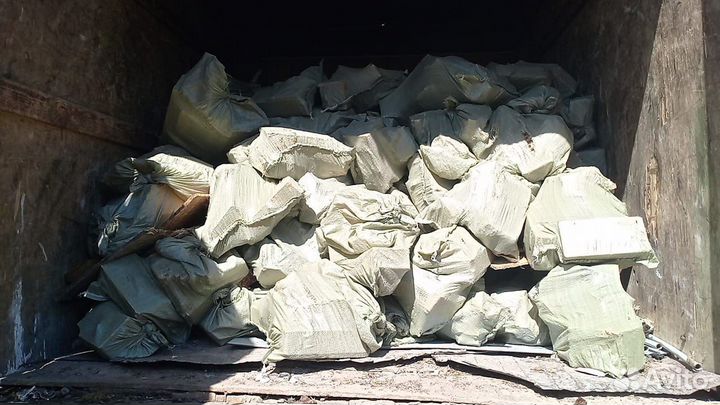 Вывоз мусор тожи деамантаж