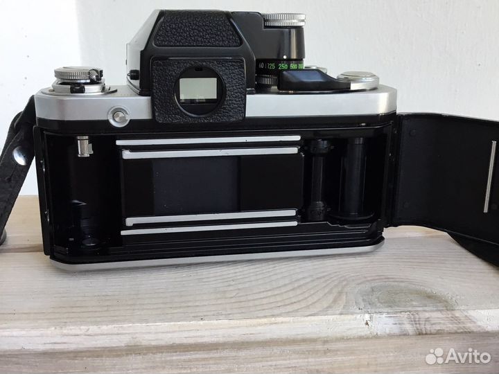 Nikon F2 + Nikon Nikkor 50 mm / 1:1,4