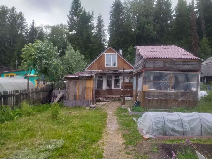 Дом 60 м² на участке 4 сот.