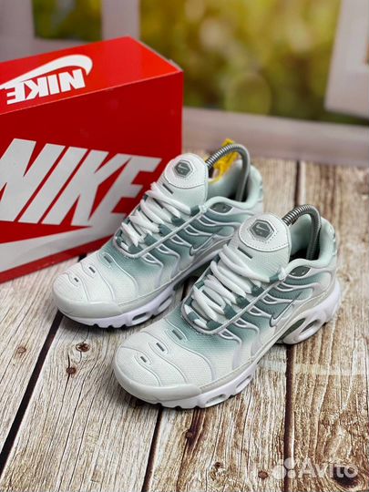 Кроссовки мужские nike air max TN plus