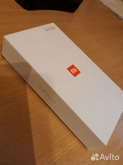 Xiaomi Mi Max 2, 4/64 ГБ