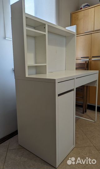 Письменный стол для школьника IKEA