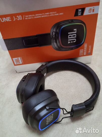 Беспроводные наушники JBL J-30